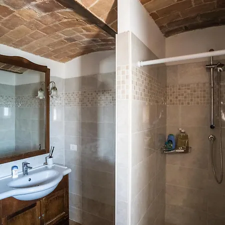 Apartment At Calascio